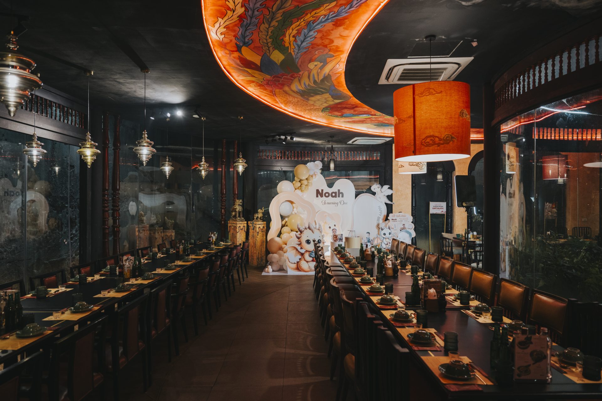 Nhà hàng tổ chức sinh nhật ấm cúng, ý nghĩa tại Hà Nội