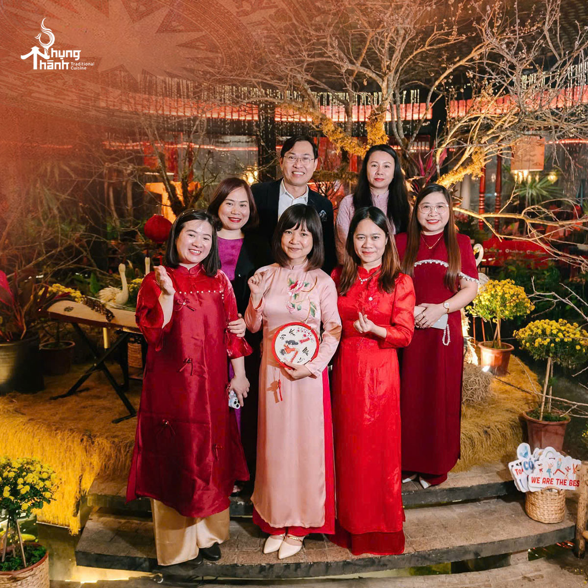 Bí quyết tổ chức tiệc tất niên trọn vẹn cho công ty và gia đình