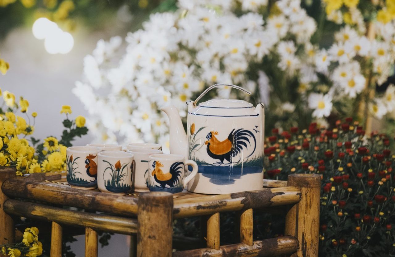 Lối sống thanh lịch và thong dong của người Hà Nội xưa giữa lòng thủ đô.