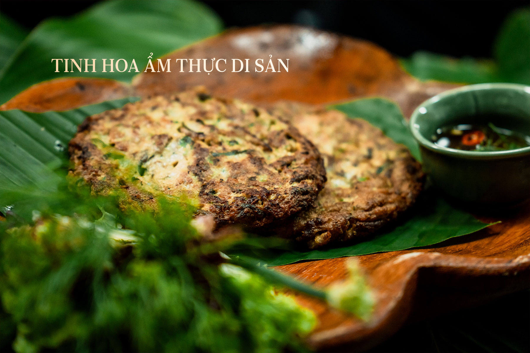 Gặp gỡ đối tác trong phòng riêng có tầm nhìn sân vườn thoáng đãng